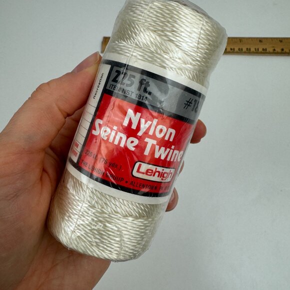 1 Sealed White Nylon Seine Twine String Lehigh 225 Feet #18 Allentown PA - Picture 3 of 12